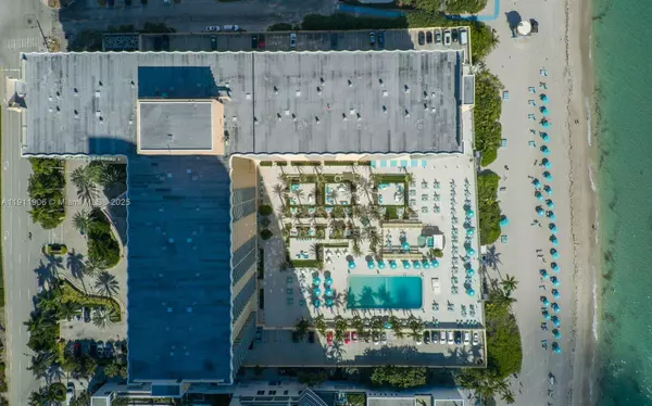 Hollywood, FL 33019,2501 S Ocean Dr #PH6