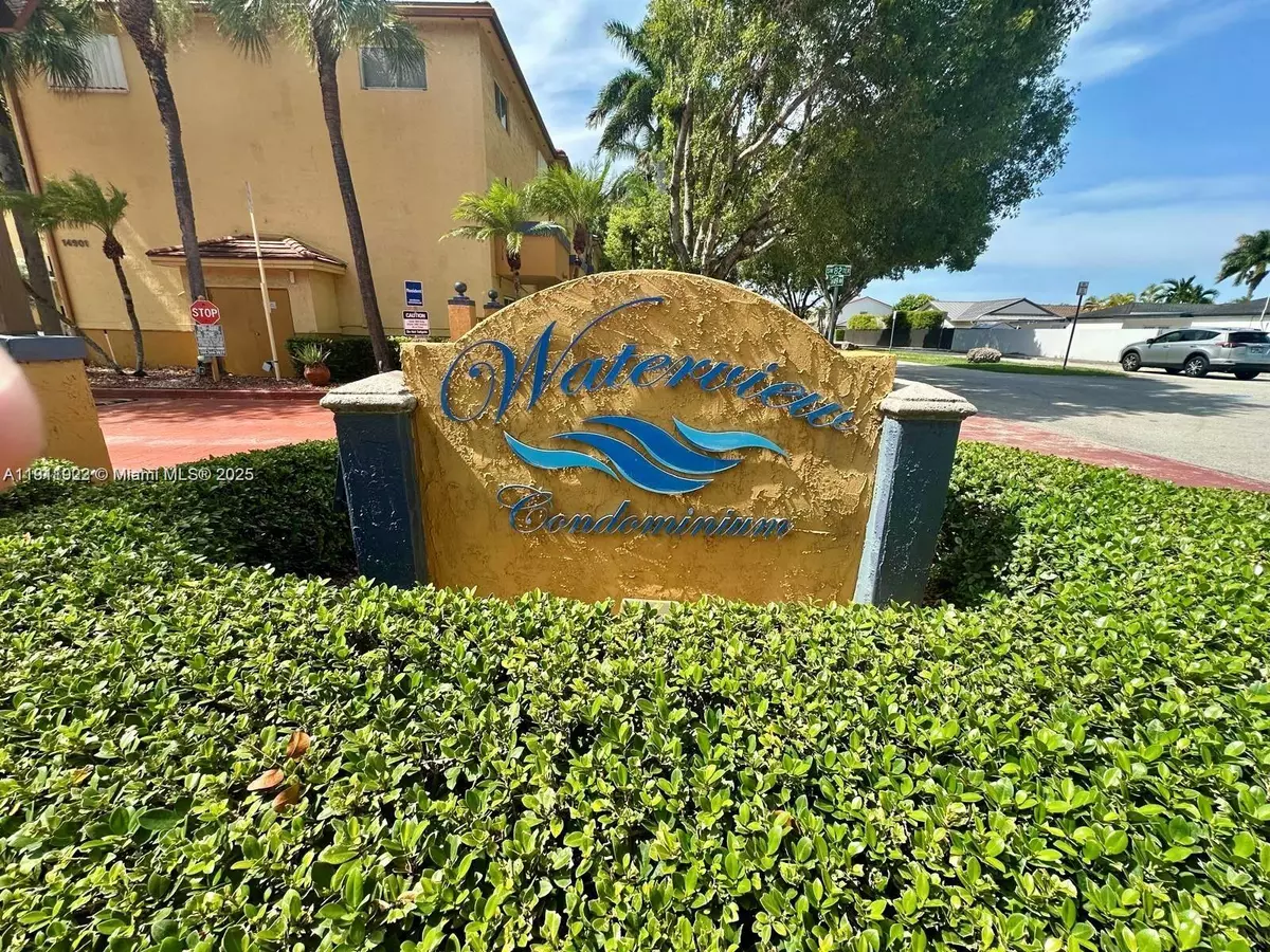 Miami, FL 33193,14900 SW 82nd Ter #14-208