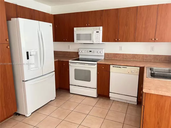 Miramar, FL 33027,12906 SW 30th St #134