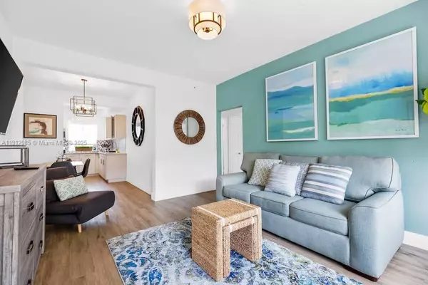 Miami Beach, FL 33141,301 86th St #4