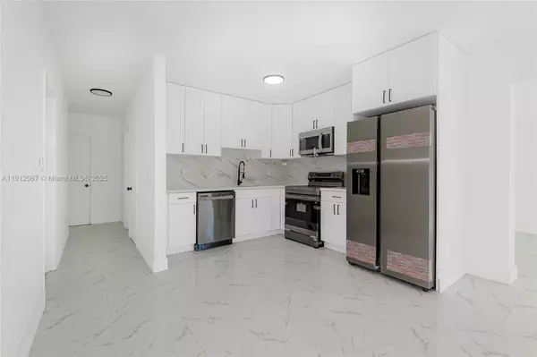 Fort Lauderdale, FL 33304,731 NE 16th St