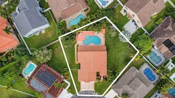 Pembroke Pines, FL 33029,955 NW 197th Ter