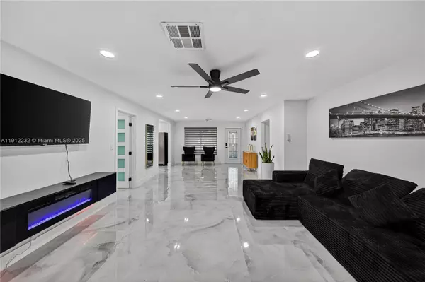 Fort Lauderdale, FL 33312,3130 SW 16th St #0