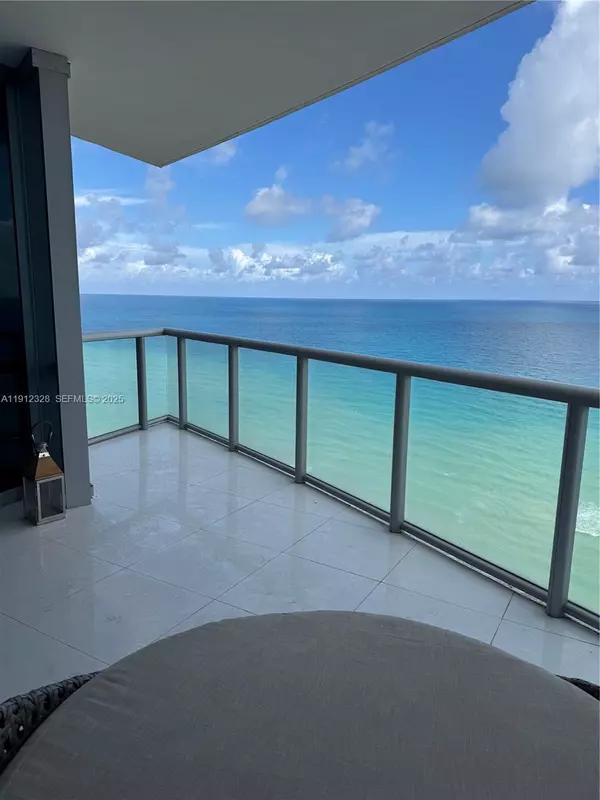 Sunny Isles Beach, FL 33160,17121 Collins Ave #1905