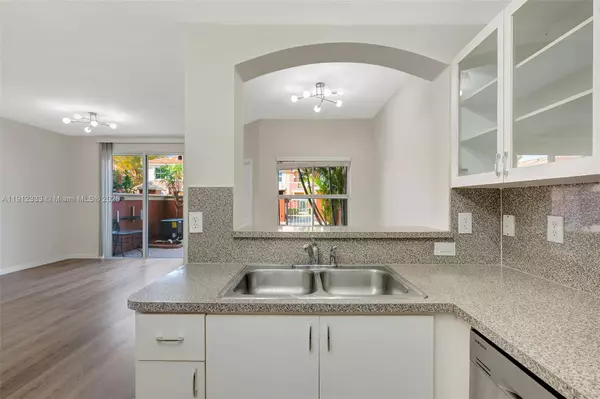 Doral, FL 33178,6141 NW 115th Pl #352