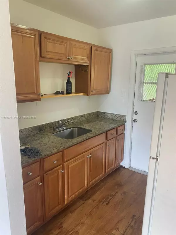 Miami, FL 33157,Address not disclosed