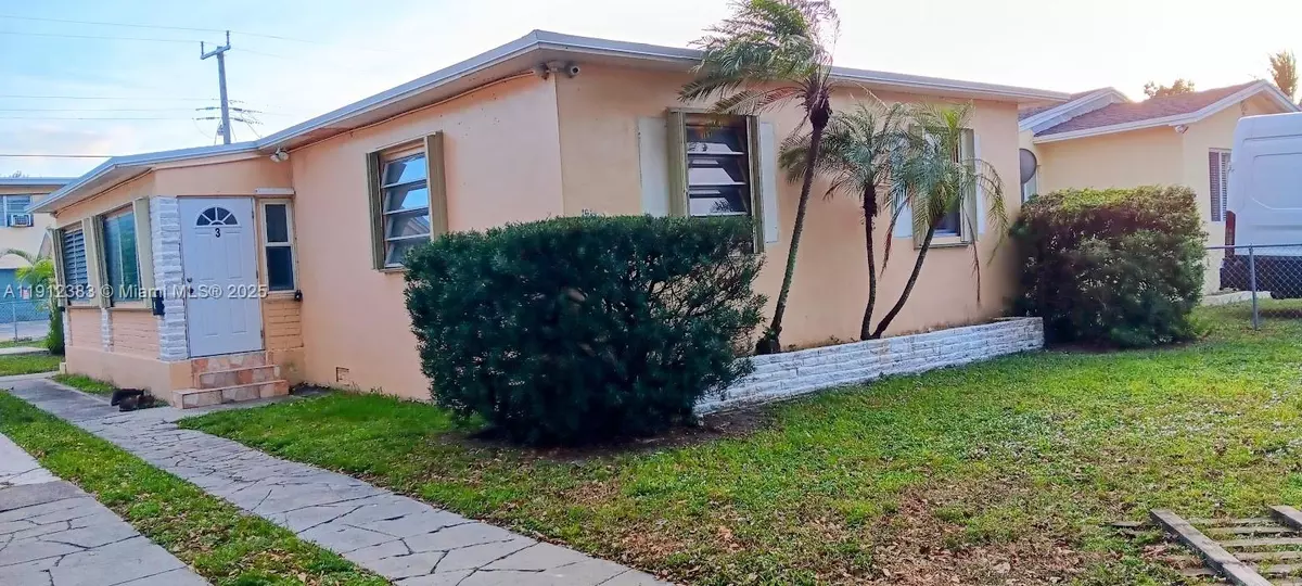 Hollywood, FL 33020,1914 Adams St #3