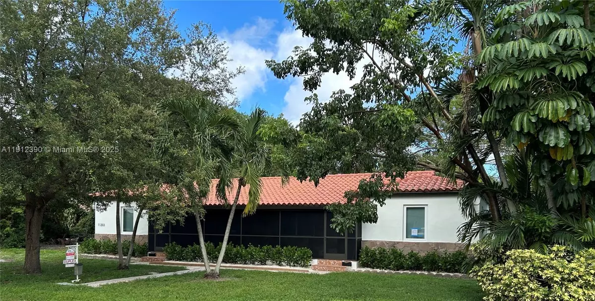 Biscayne Park, FL 33161,11208 NE 10 av