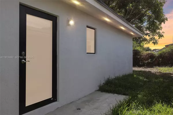 17003 SW 107th Pl #2, Miami, FL 33157