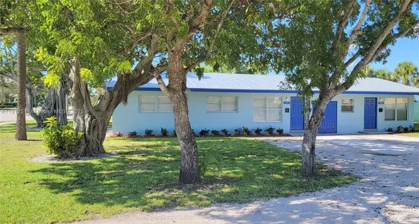 906 Greenbriar Dr #906, Lake Park, FL 33403