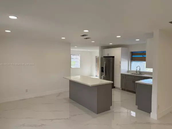 Pembroke Pines, FL 33024,Address not disclosed