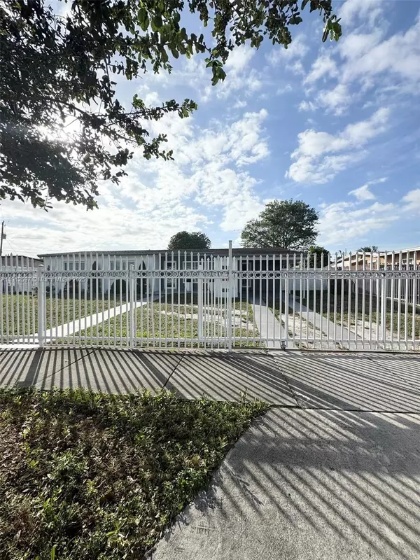 Hialeah, FL 33012,6174 W 14th Ave