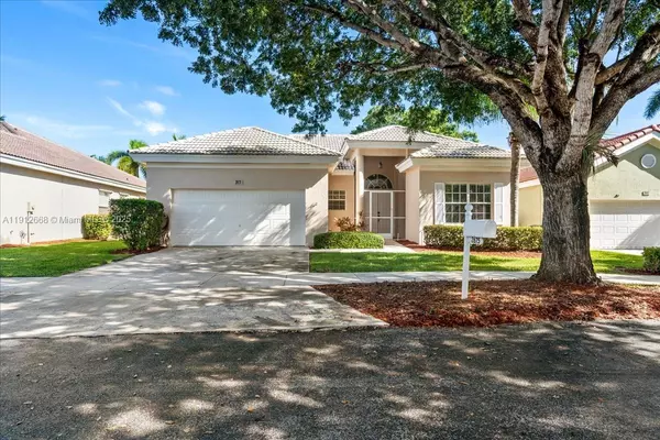 2675 SE 4th Pl, Homestead, FL 33033