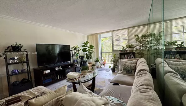 North Miami Beach, FL 33160,16518 NE 26th Ave #304