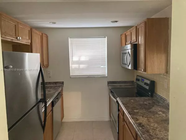 West Palm Beach, FL 33401,1750 N Congress Ave #103