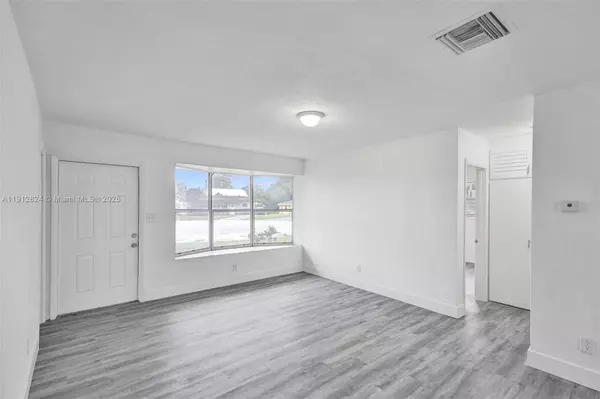 Lauderhill, FL 33311,1215 NW 31st Way