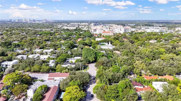 Miami, FL 33155,5210 SW 72nd St