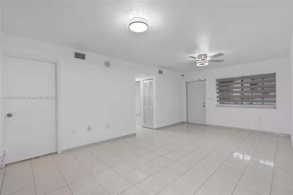 Hialeah, FL 33018,7845 W 36th Ave #104
