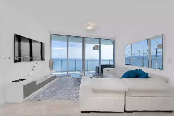 Sunny Isles Beach, FL 33160,17001 Collins Ave #3002