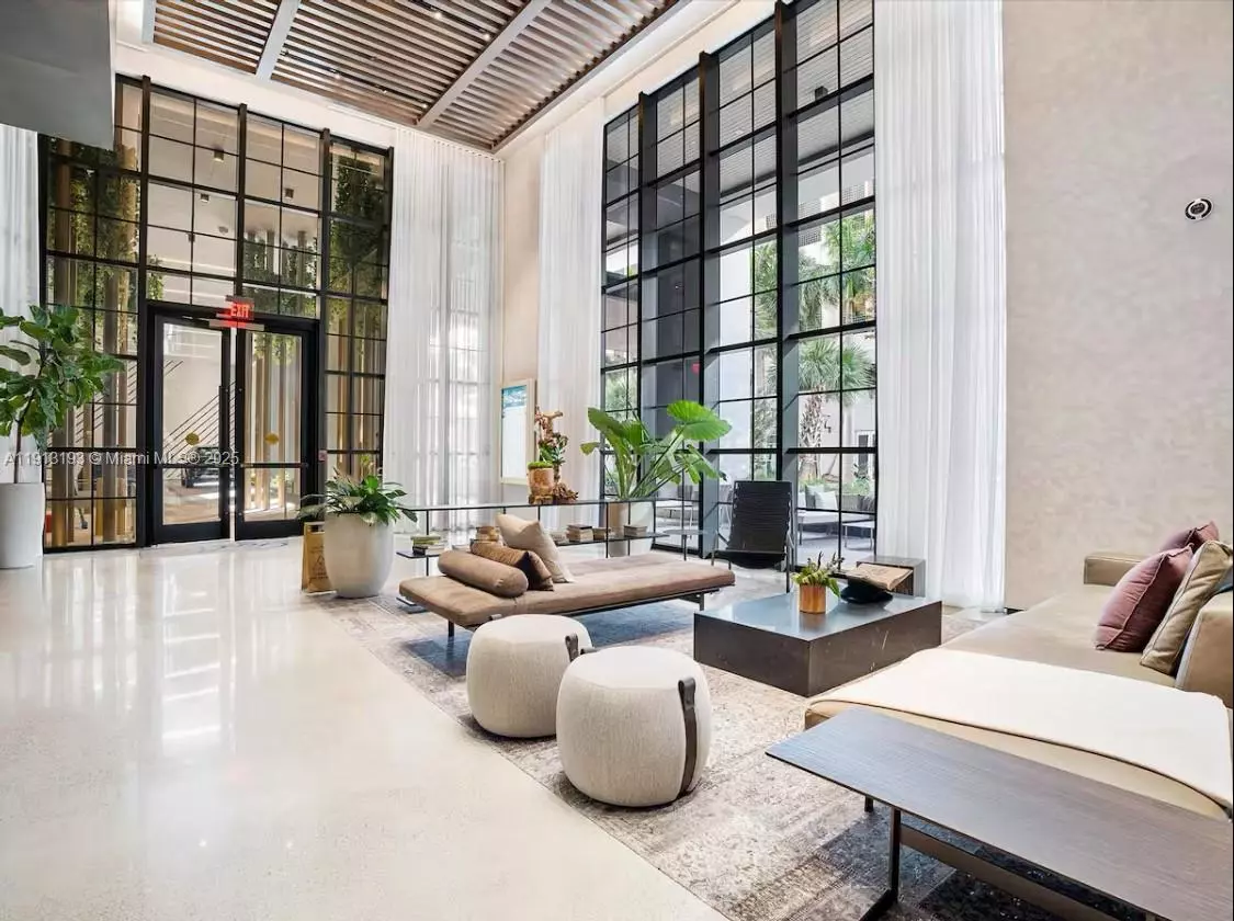 Miami, FL 33132,159 NE 6th St #4612