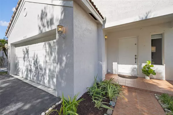 Weston, FL 33331,4357 Magnolia Ridge Dr