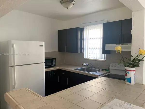 Miami, FL 33142,2500 NW 24th Ave #1