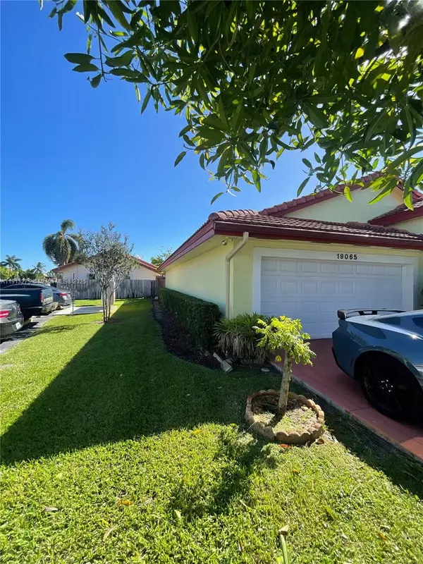 Hialeah, FL 33015,19065 NW 85th Ct