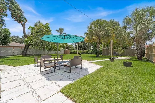 Lake Park, FL 33403,436 Evergreen Dr