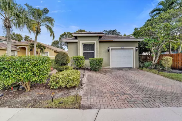 4118 Sapphire Ter, Weston, FL 33331