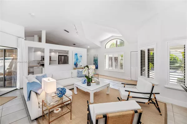 Juno Beach, FL 33408,701 Sea Oats Dr #D-1