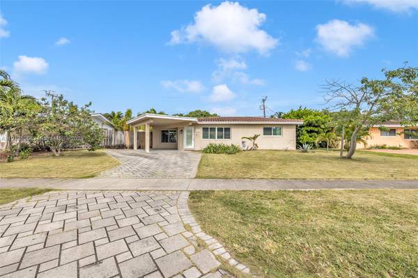 2221 NE 61st Ct, Fort Lauderdale, FL 33308