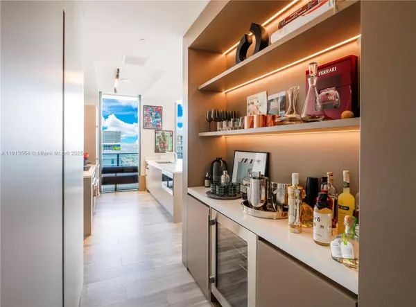 Miami, FL 33130,801 S Miami Ave #4909