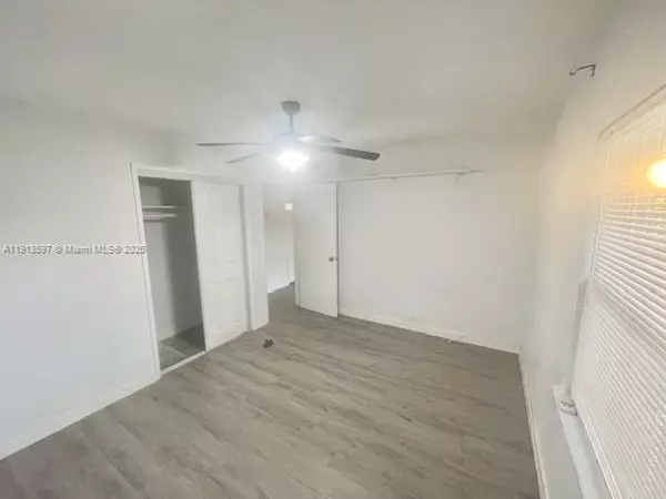 Fort Lauderdale, FL 33312,1150 SW 26th Ave #2