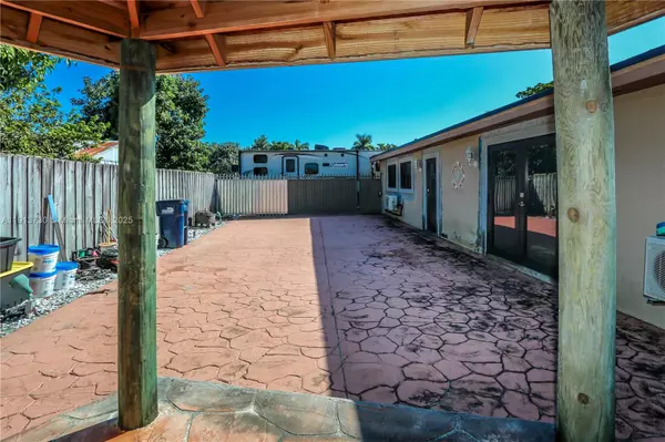 Miami, FL 33157,11617 SW 171st St