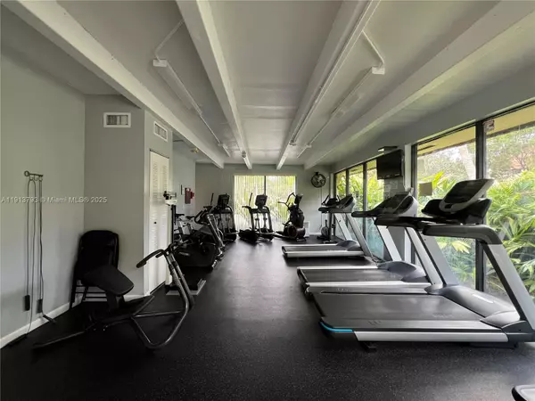 Miami, FL 33176,9301 SW 92nd Ave #A217