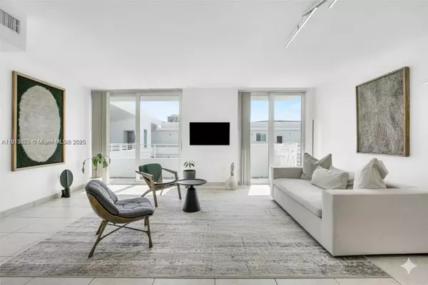 7800 Collins Ave #502, Miami Beach, FL 33141