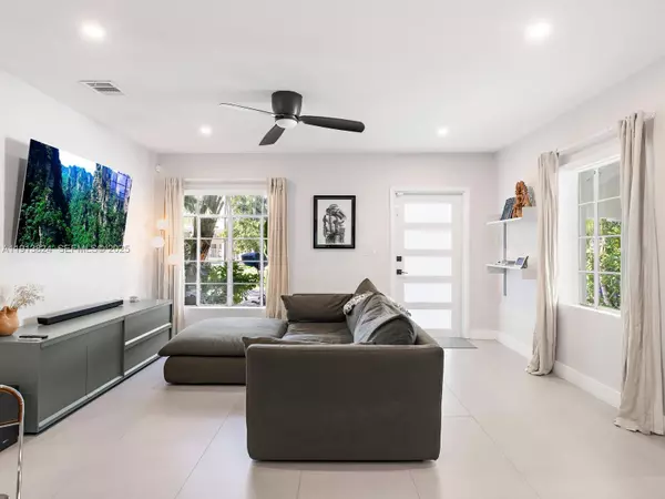 Miami, FL 33136,1009 NW 11th Ct