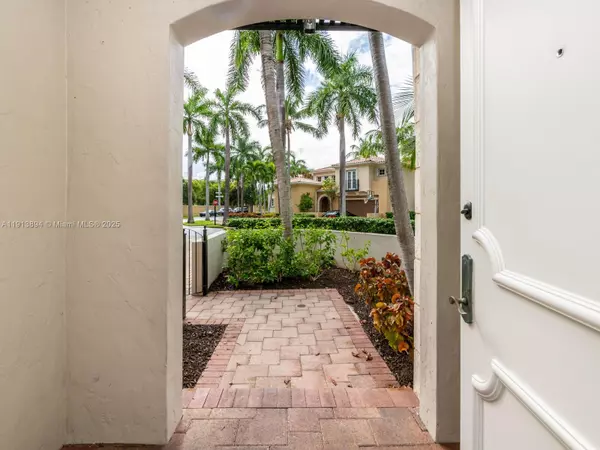 Aventura, FL 33180,20729 NE 32nd Ave