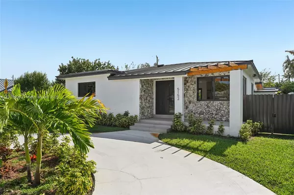 5152 SW 6th St, Coral Gables, FL 33134