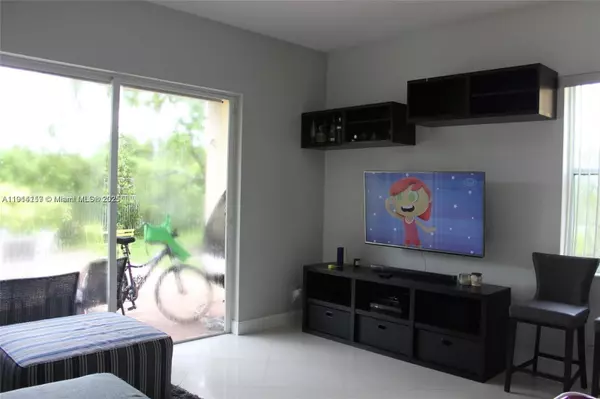 Weston, FL 33327,1569 Winterberry Ln