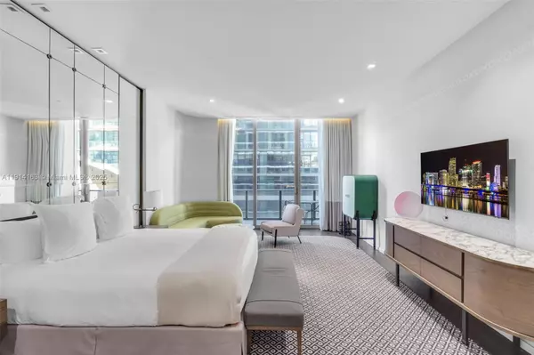 Miami, FL 33130,801 S Miami Ave #808