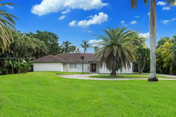 Southwest Ranches, FL 33331,5310 SW 172nd Ave