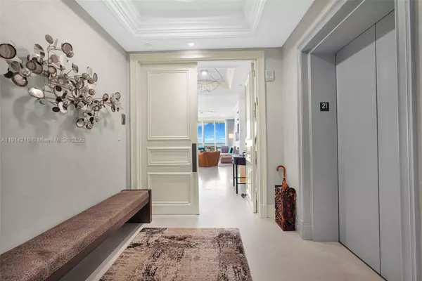 Sunny Isles Beach, FL 33160,16047 Collins Ave #2102