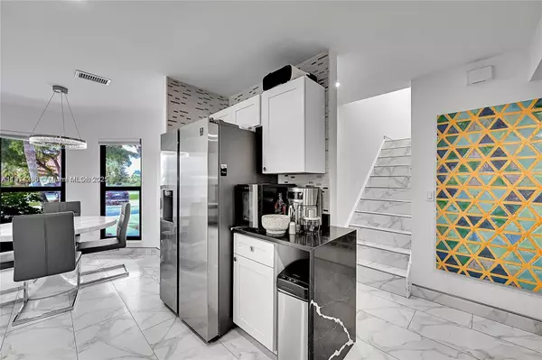 Boca Raton, FL 33498,18578 Woodstream Dr