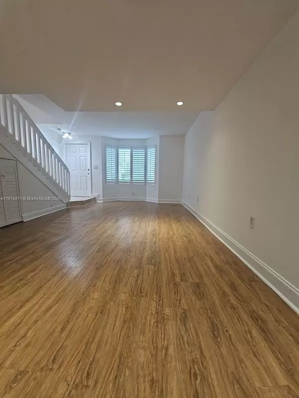 Miami, FL 33156,7870 SW 102nd Ln