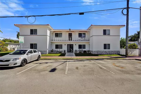 Miami Beach, FL 33141,7115 Rue Granville #C