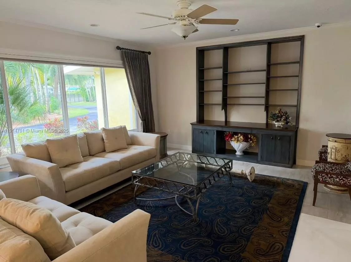 Miami, FL 33143,8001 SW 66th Ter