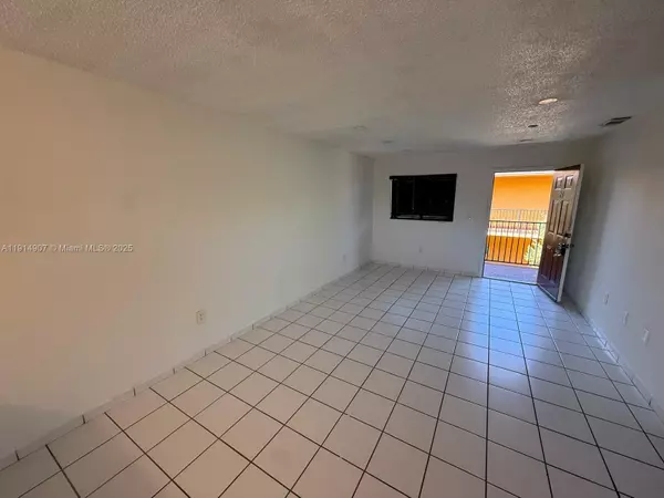 Hialeah, FL 33016,6278 W 22nd Ct #23