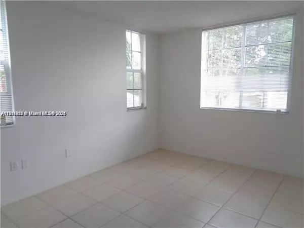 Pembroke Pines, FL 33025,720 SW 111th Ave #207