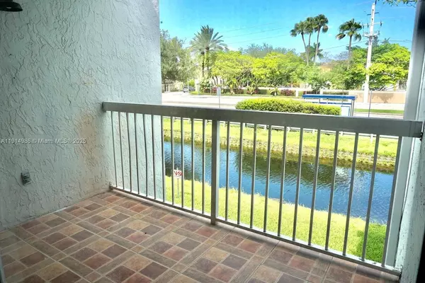 Doral, FL 33178,4623 NW 97th Ct #14